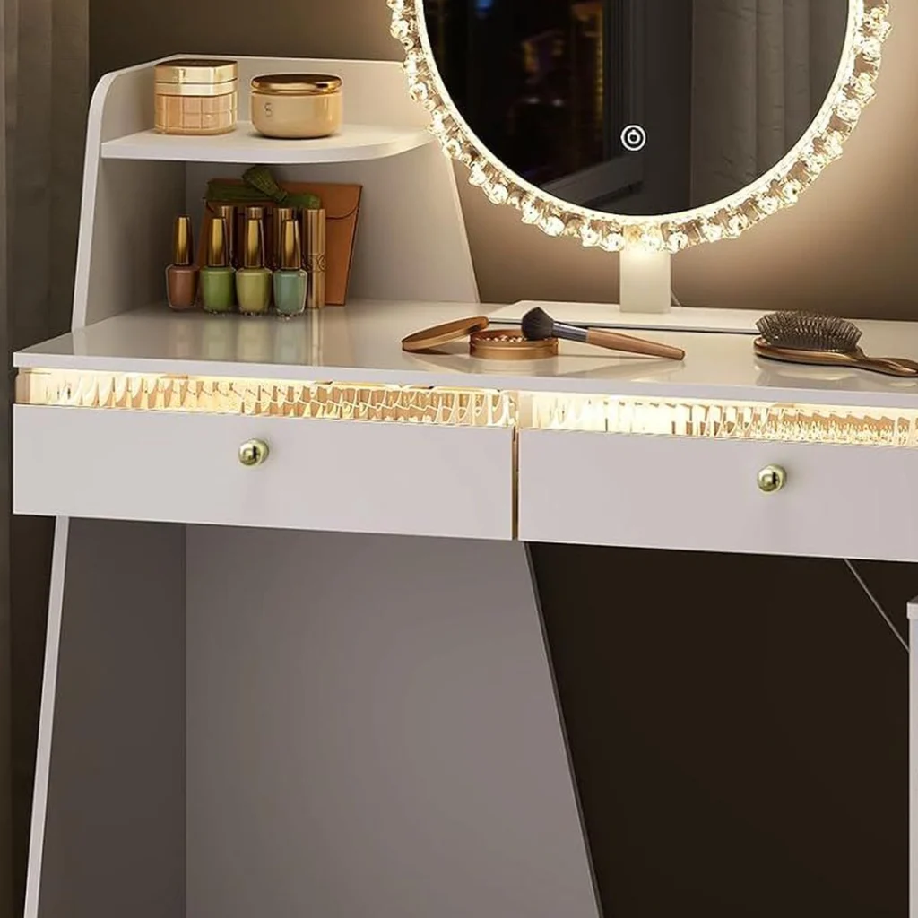 Los 2 cajones bajo la encimera, iluminados por su tira LED